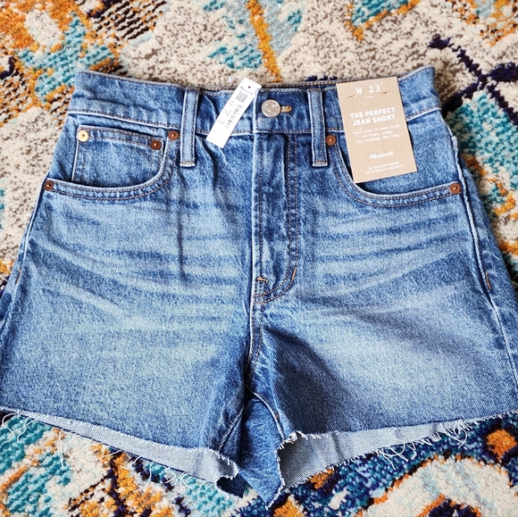 NWT Madewell the perfect jean shorts 23 - Picture 1 of 3